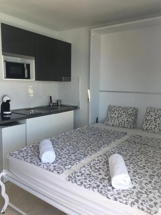 El Puerto Hotel-Studio Fuengirola Apartment